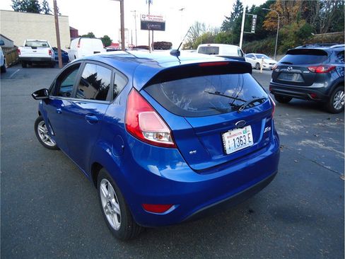 Used 2018 Ford Fiesta SE image 8