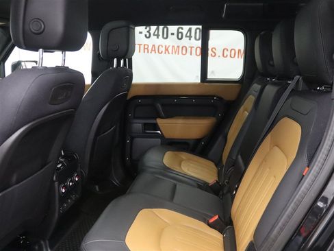 Used 2021 Land Rover Defender 110 X AWD/4WD image 18