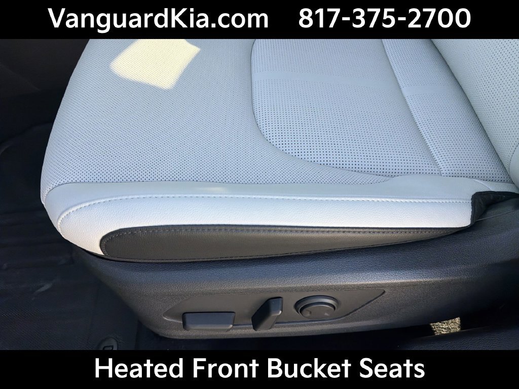 Certified 2026 Kia Sportage EX FWD image 16