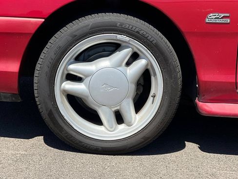 Used 1995 Ford Mustang GT RWD image 23
