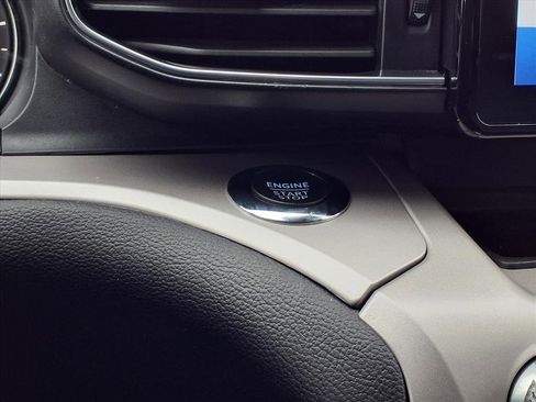 Used 2023 Ford Explorer XLT w/ Equipment Group 202A image 15