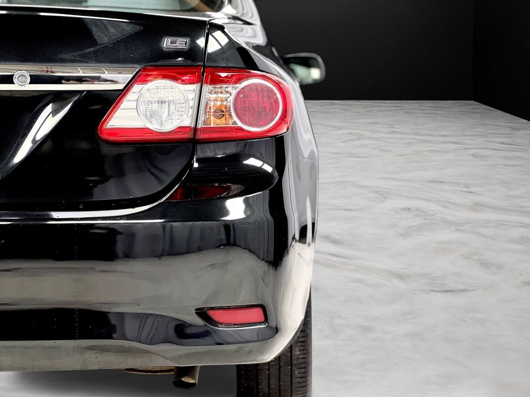 Used 2011 Toyota Corolla LE w/ Premium Pkg FWD image 15