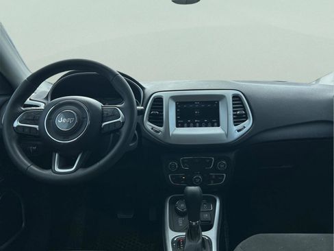 Used 2019 Jeep Compass Sport AWD/4WD image 18