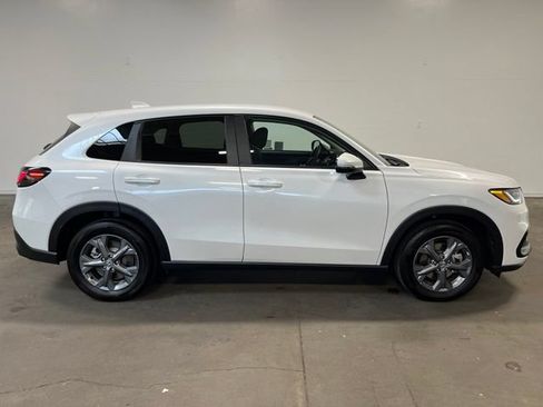 Used 2026 Honda HR-V LX image 2