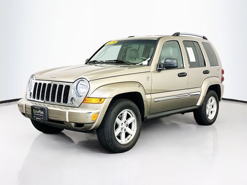 Used 2006 Jeep Liberty Limited image 3