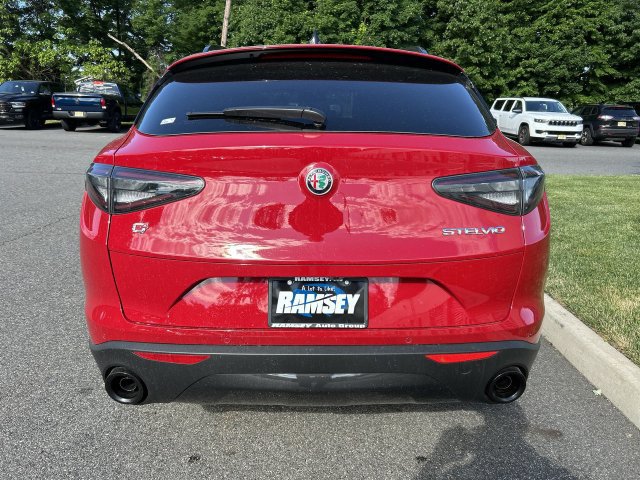 New 2026 Alfa Romeo Stelvio Sprint AWD/4WD image 7