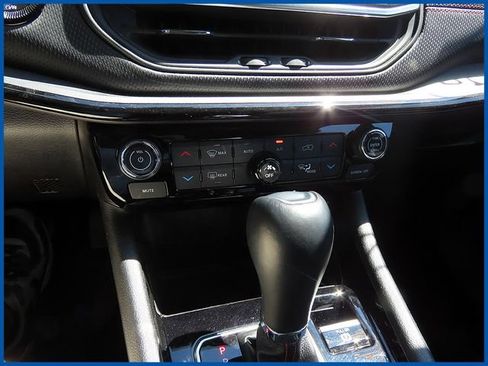 Used 2022 Jeep Compass Trailhawk w/ Trailhawk Elite Group AWD/4WD image 16