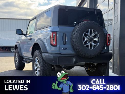 Used 2023 Ford Bronco Badlands image 3