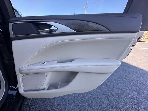 Used 2018 Lincoln MKZ Select w/ Select Plus Package image 25