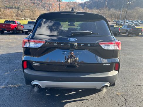 Used 2022 Ford Escape SEL image 5