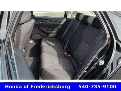 Certified 2025 Honda Accord SE image 28