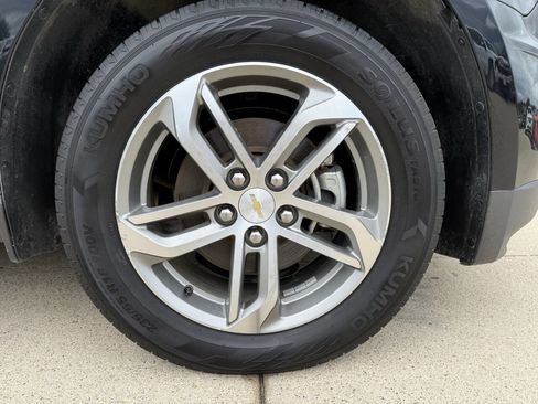 Used 2016 Chevrolet Equinox LTZ w/ Enhanced Convenience Package image 10