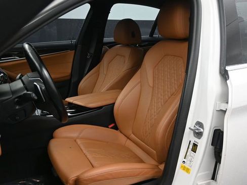 Used 2021 BMW 540i RWD image 11