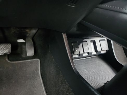 Used 2018 Honda HR-V LX image 36