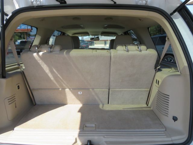 Used 2014 Ford Expedition XLT w/ Equipment Group 202A RWD image 18