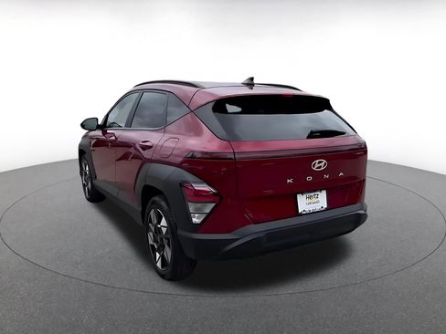 Used 2025 Hyundai Kona SEL image 11