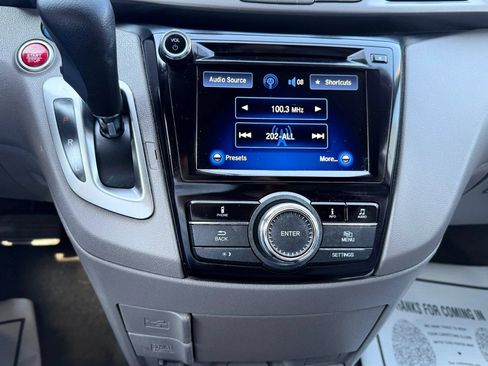 Used 2015 Honda Odyssey EX image 18