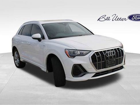 Used 2020 Audi Q3 2.0T Premium image 3