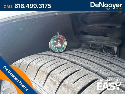 Used 2025 Chevrolet Blazer RS w/ Driver Confidence II Package AWD/4WD image 8