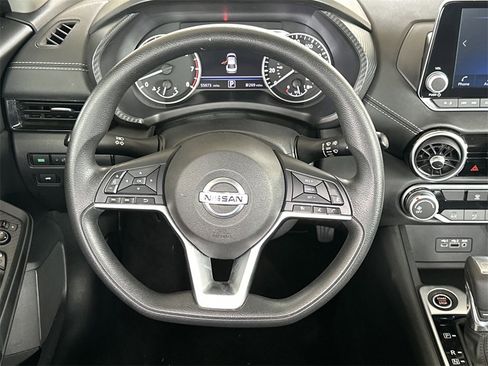 Used 2023 Nissan Sentra SV image 15
