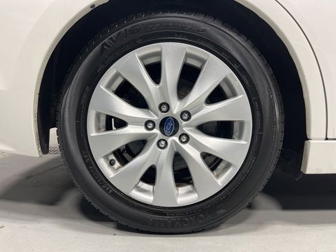 Used 2017 Subaru Legacy 2.5i Premium AWD/4WD image 8