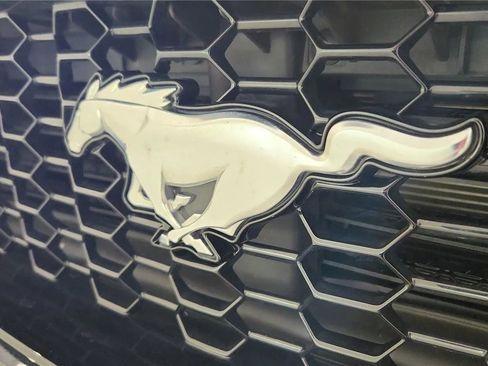 Used 2025 Ford Mustang GT RWD image 16