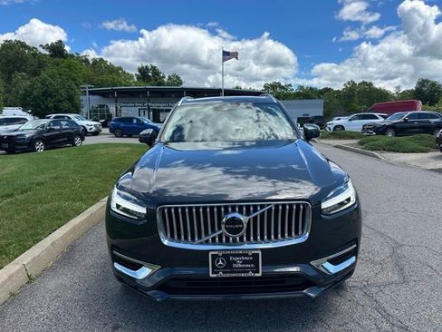 Used 2022 Volvo XC90 T6 Inscription w/ Climate Package AWD/4WD image 8