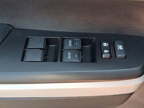 Used 2021 Toyota Tundra Limited w/ Limited Premium Package image 27