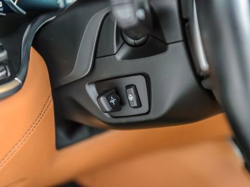 Used 2019 BMW 740i xDrive w/ M Sport Package image 28