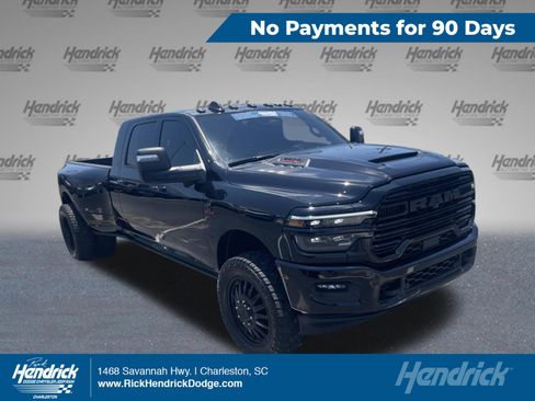 Used 2026 RAM 3500 Laramie AWD/4WD image 1
