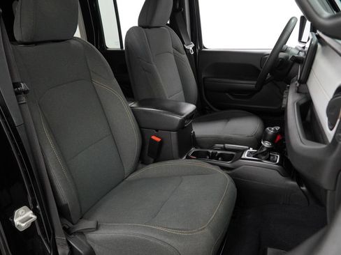Used 2024 Jeep Wrangler Unlimited AWD/4WD image 49