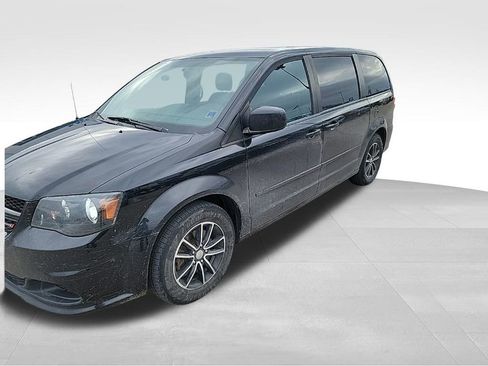 Used 2016 Dodge Grand Caravan SE image 22