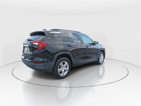 Used 2022 GMC Terrain SLE w/ Driver Convenience Package AWD/4WD image 8