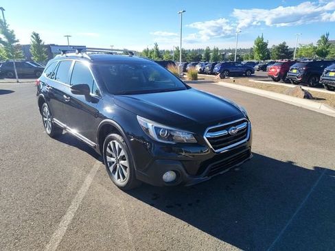 Used 2019 Subaru Outback 3.6R Touring AWD/4WD image 2