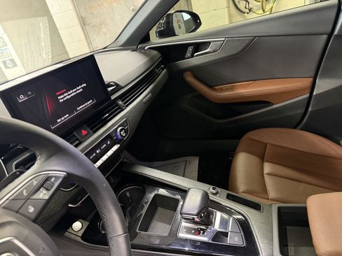 Used 2022 Audi A5 2.0T Premium Plus w/ Premium Plus image 14