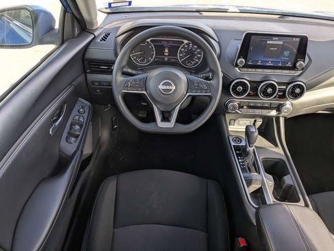 Used 2024 Nissan Sentra SV FWD image 14