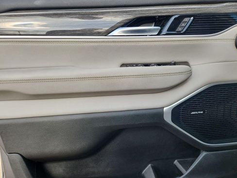 Used 2022 Jeep Wagoneer Series II w/ Convenience Group I RWD image 8
