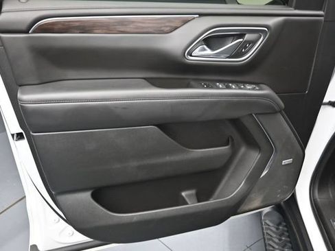 Used 2021 Chevrolet Tahoe Z71 AWD/4WD image 14