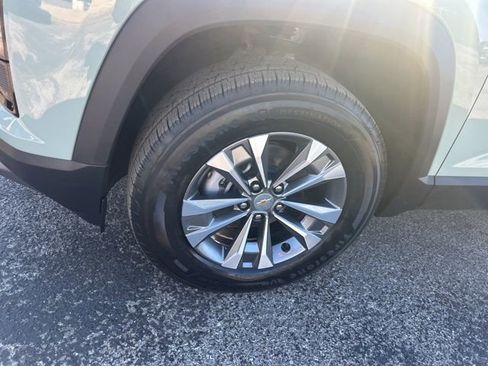 New 2026 Chevrolet Equinox LT FWD image 10