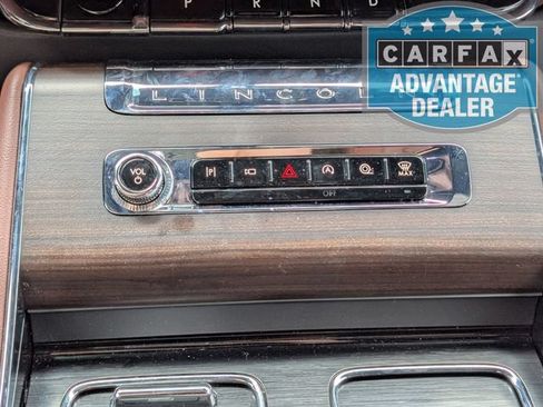 Used 2025 Lincoln Aviator Reserve AWD/4WD image 10