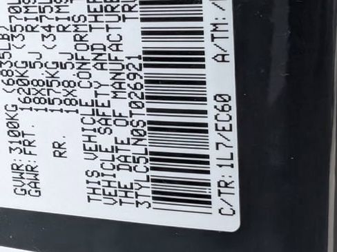 Used 2025 Toyota Tacoma Trailhunter image 29