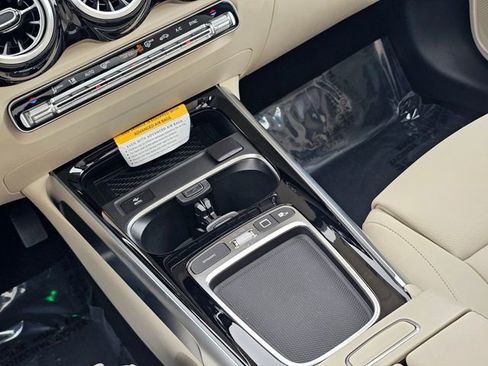 New 2026 Mercedes-Benz GLB 250 4MATIC image 34