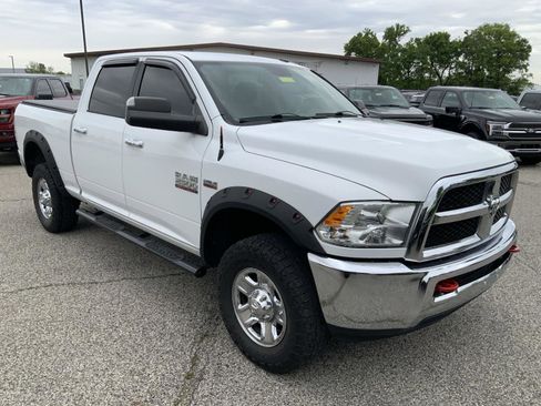 Used 2015 RAM 2500 SLT AWD/4WD image 2