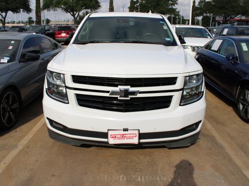 Used 2019 Chevrolet Tahoe Premier AWD/4WD image 4