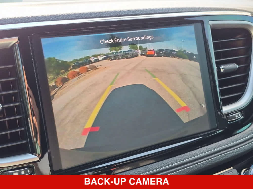 New 2027 Chrysler Pacifica Select FWD image 29