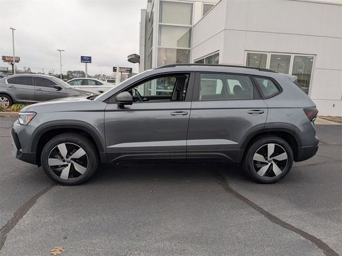 New 2026 Volkswagen Taos S image 8