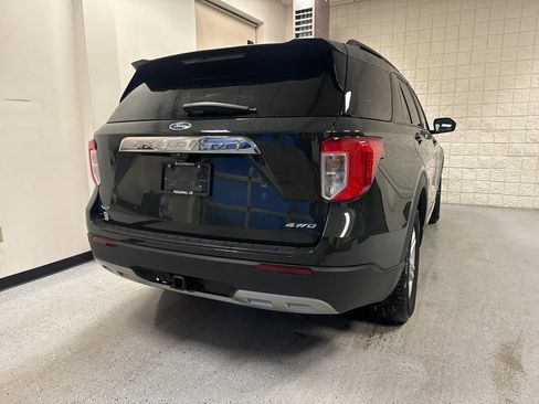 Certified 2022 Ford Explorer XLT w/ Equipment Group 202A image 44