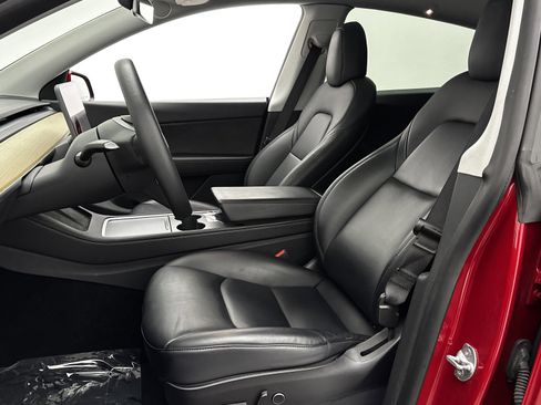 Used 2021 Tesla Model Y Long Range image 15