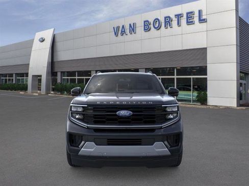 New 2026 Ford Expedition Platinum w/ Platinum Ultimate Package AWD/4WD image 29