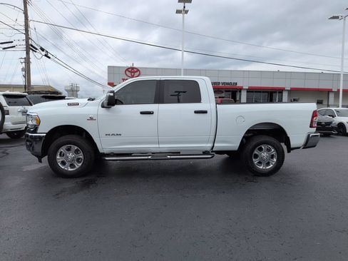 Used 2024 RAM 2500 Big Horn w/ Off Road Package AWD/4WD image 2